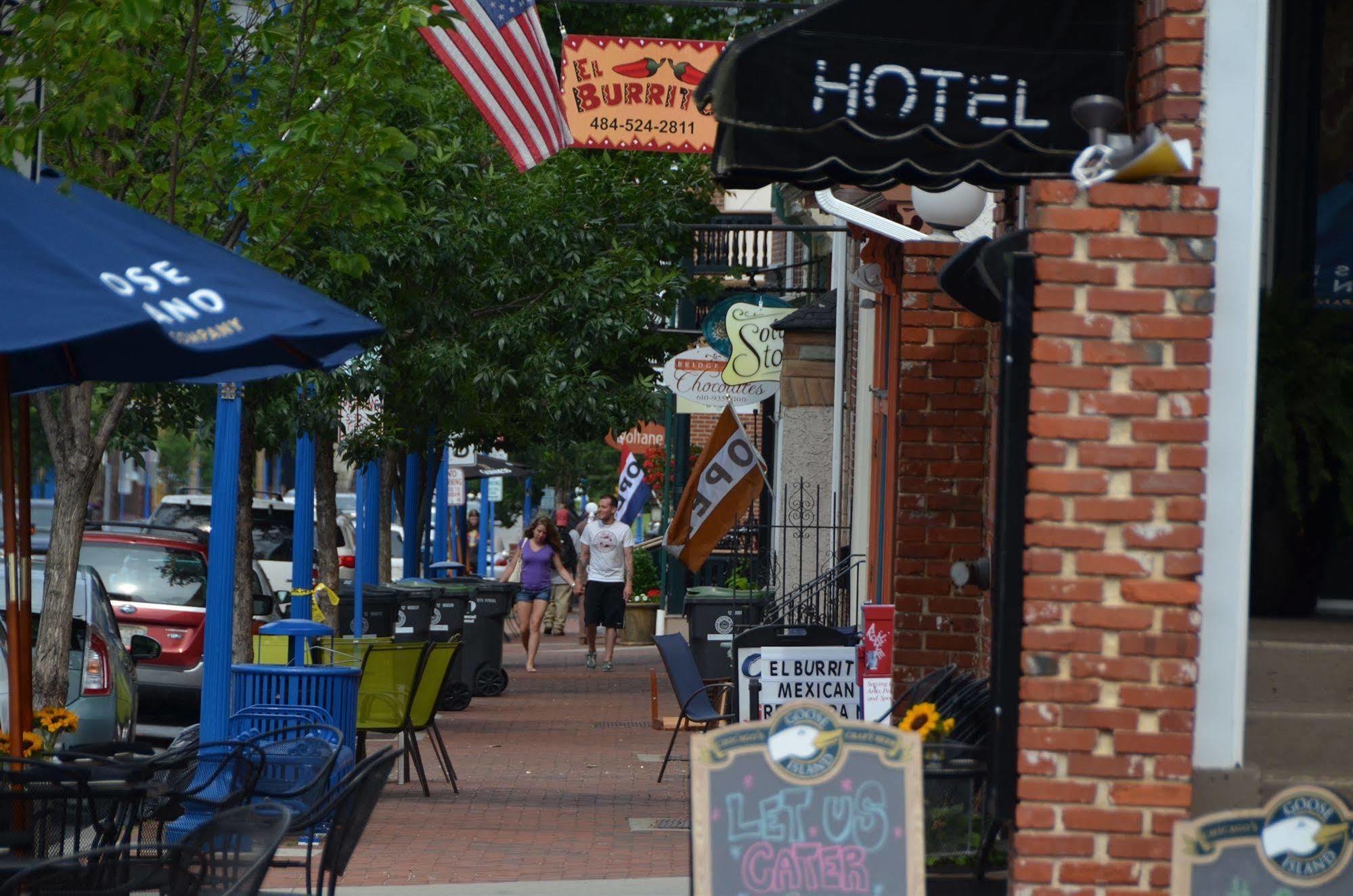 Mainstay Inn Phoenixville Exterior photo